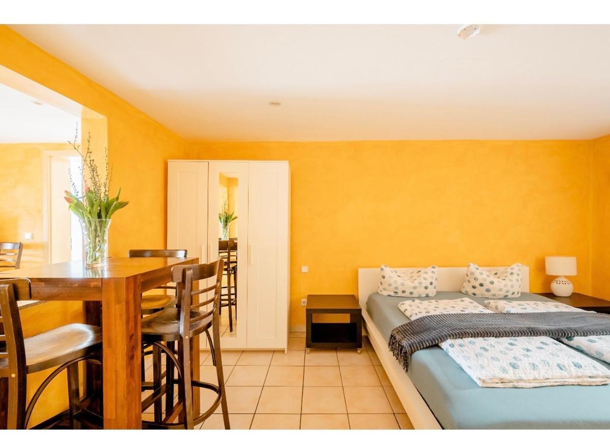 Hirschen Apartments Reute  Екстер'єр фото